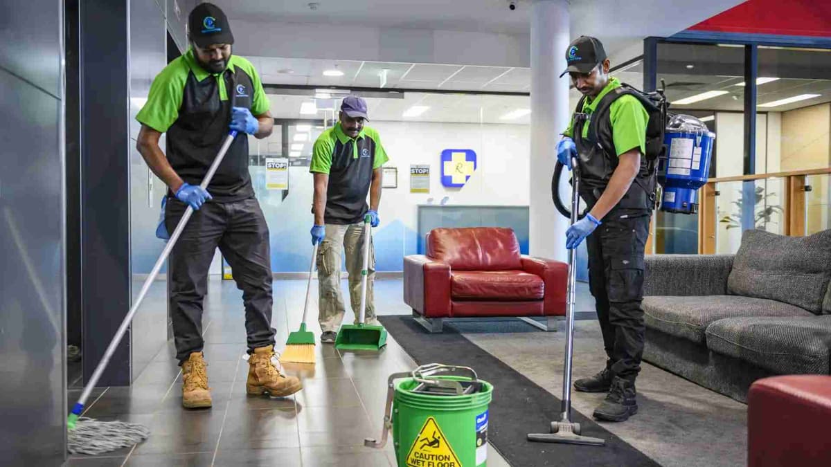 Professional end of lease cleaning services in Mascot