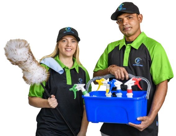 Professional cleaning team providing exceptional cleaning services in Mascot